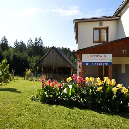 U Trojmezi Apartment